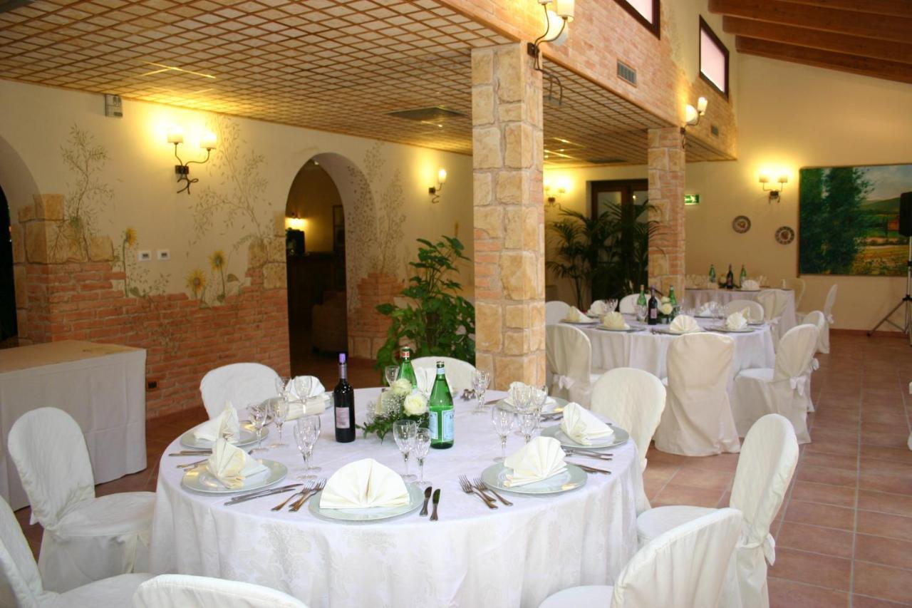 Palazzo Vittoria Hotell Massa Marittima Exteriör bild